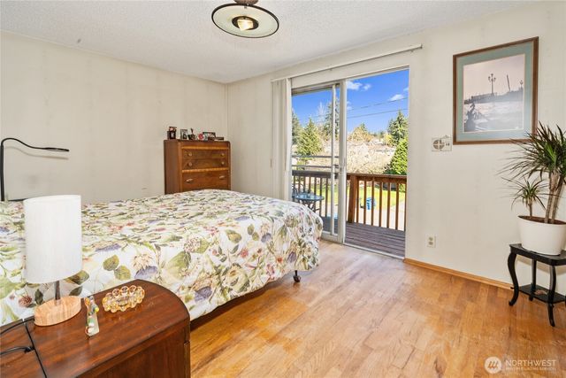 513 Harrington Avenue NE, Renton, WA 98056