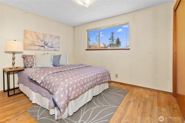 513 Harrington Avenue NE, Renton, WA 98056