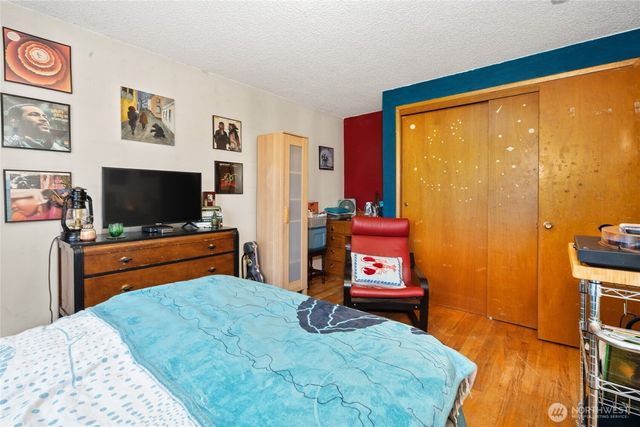 513 Harrington Avenue NE, Renton, WA 98056