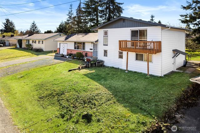 513 Harrington Avenue NE, Renton, WA 98056