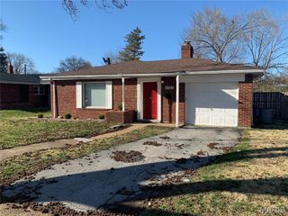 6703 Etzel Avenue, St Louis, MO 63130