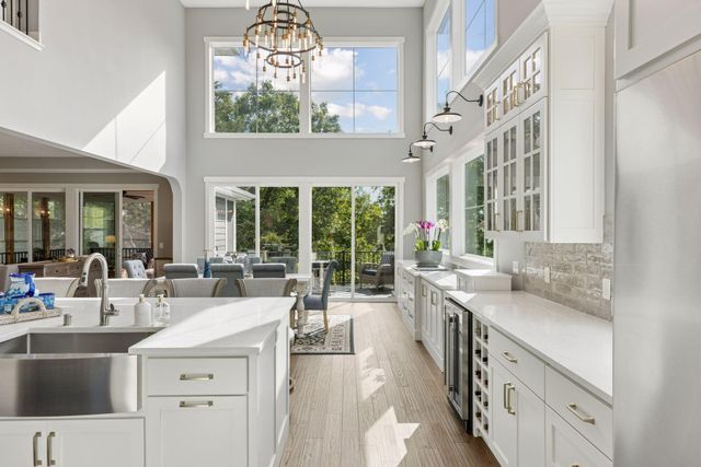 6311 Montee Drive, Eden Prairie, MN 55344