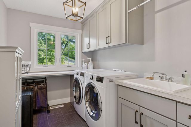 6311 Montee Drive, Eden Prairie, MN 55344