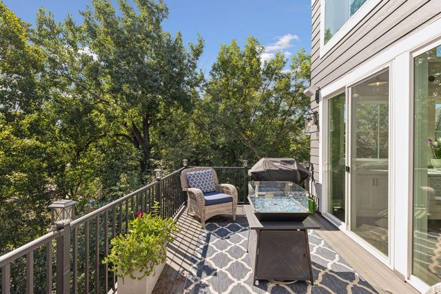 6311 Montee Drive, Eden Prairie, MN 55344