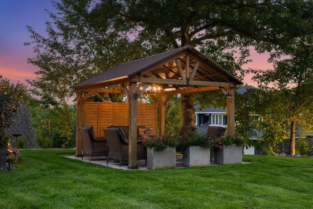 6311 Montee Drive, Eden Prairie, MN 55344