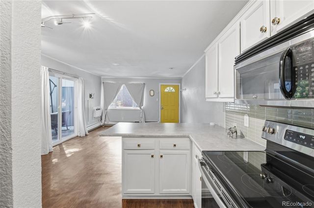 857 S Van Gordon Court A204, Lakewood, CO 80228