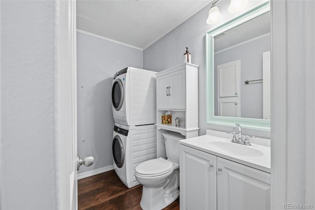 857 S Van Gordon Court A204, Lakewood, CO 80228