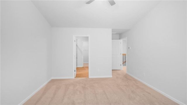 371 Lanier Circle, Woodstock, GA 30189