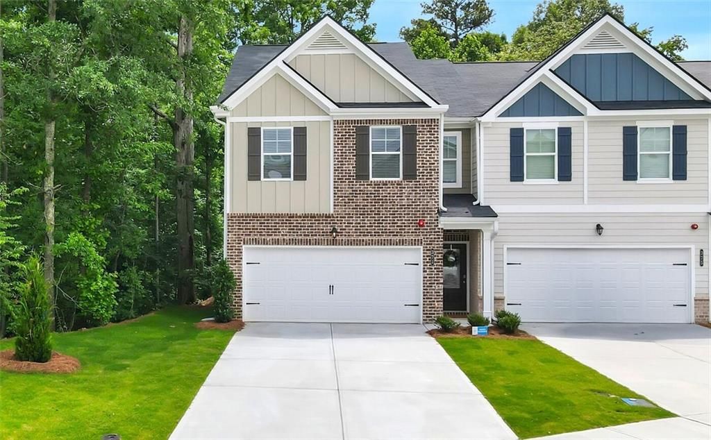 371 Lanier Circle, Woodstock, GA 30189