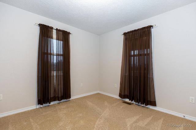 5773 County Road 1370, West Plains, MO 65775