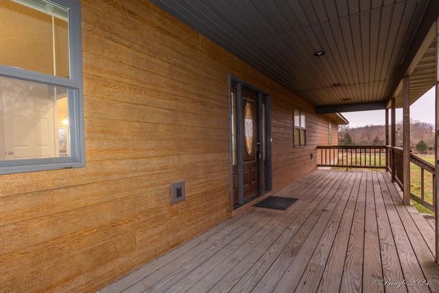 5773 County Road 1370, West Plains, MO 65775