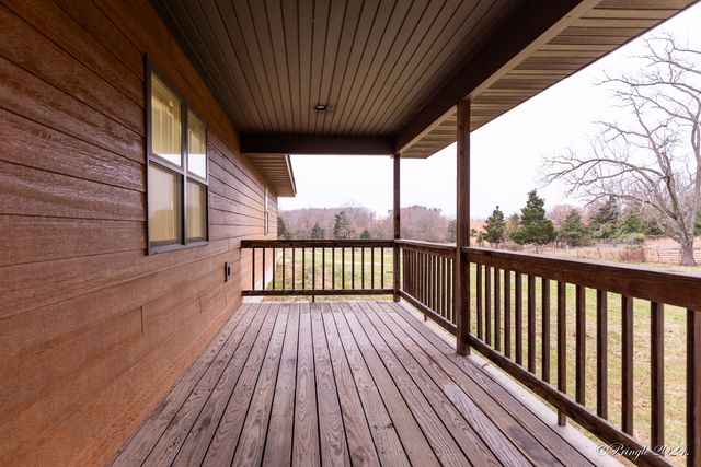 5773 County Road 1370, West Plains, MO 65775