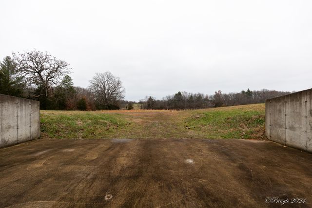 5773 County Road 1370, West Plains, MO 65775