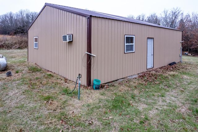 5773 County Road 1370, West Plains, MO 65775