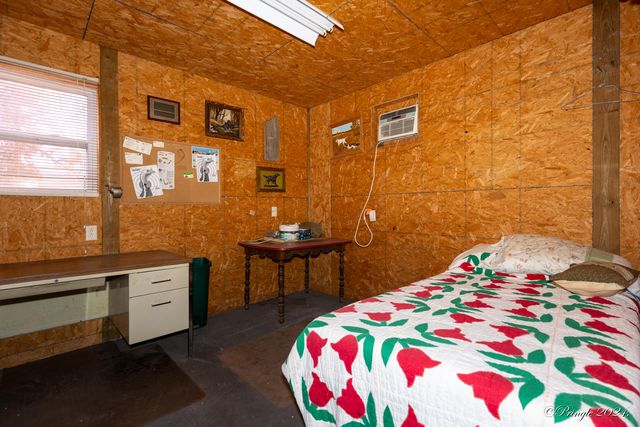 5773 County Road 1370, West Plains, MO 65775