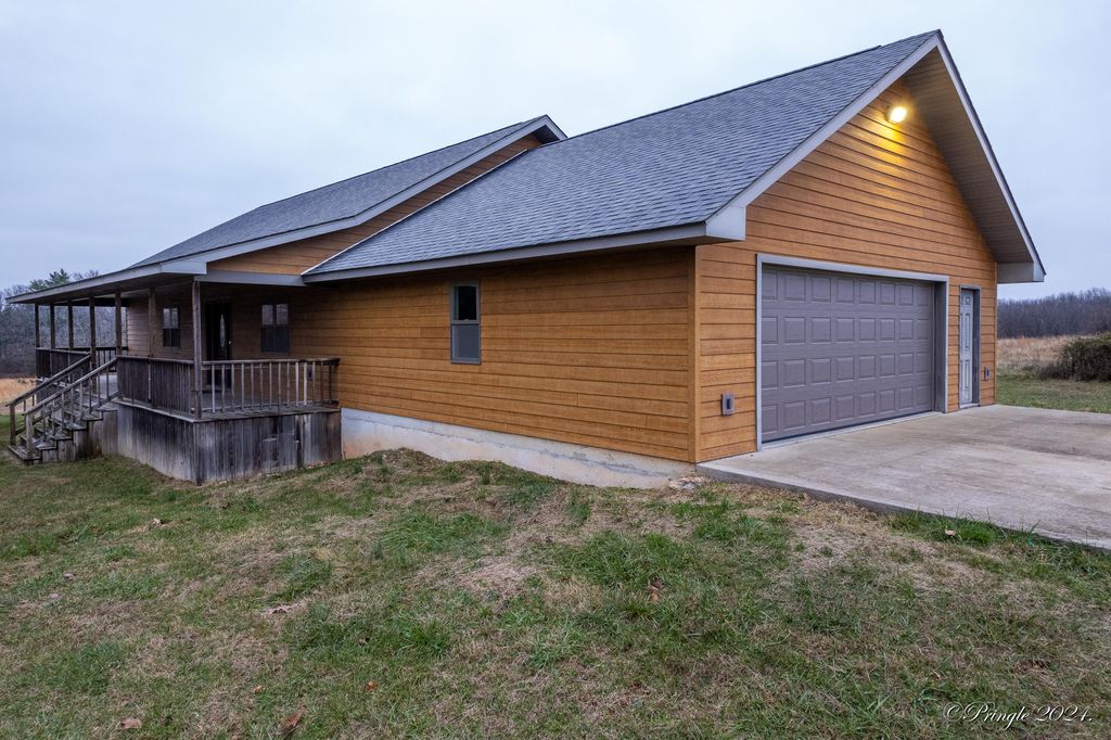 5773 County Road 1370, West Plains, MO 65775