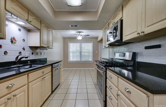 2701 Burning Ridge, San Antonio, TX 78247