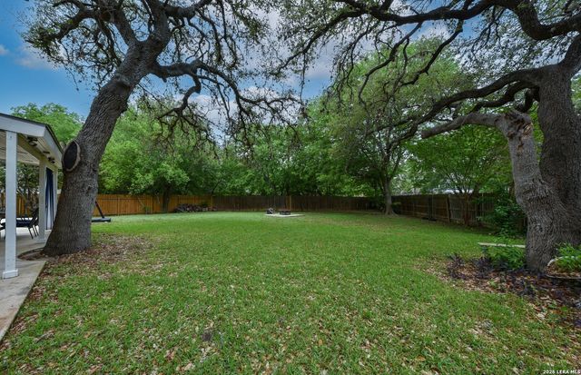 2701 Burning Ridge, San Antonio, TX 78247