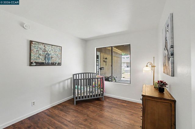 2498 La Reina St, Pinole, CA 94564