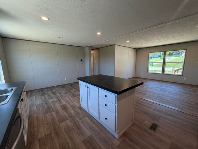 110 W Cedar Grove Road, Irvine, KY 40336