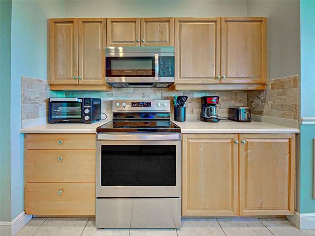 5017 BELLA TERRA DRIVE, Venice, FL 34293