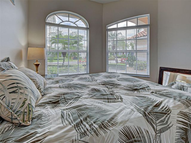 5017 BELLA TERRA DRIVE, Venice, FL 34293