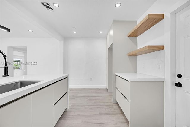 12621 NW 22nd Ct, Miami, FL 33167