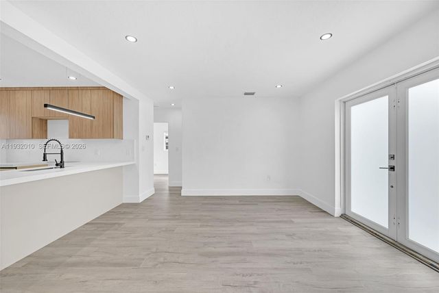 12621 NW 22nd Ct, Miami, FL 33167