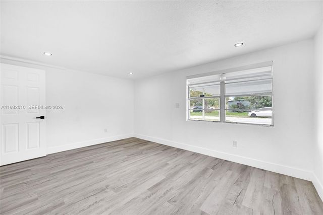 12621 NW 22nd Ct, Miami, FL 33167