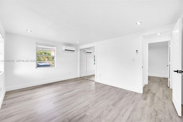 12621 NW 22nd Ct, Miami, FL 33167