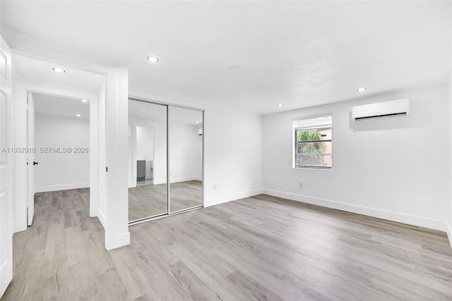 12621 NW 22nd Ct, Miami, FL 33167