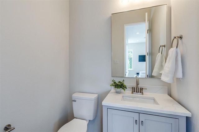 3308 Birmingham Avenue 9, Dallas, TX 75210