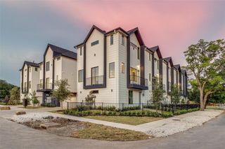 3308 Birmingham Avenue 9, Dallas, TX 75210