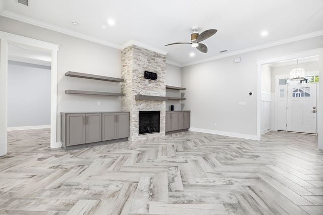 818 Morrall Dr., North Myrtle Beach, SC 29582