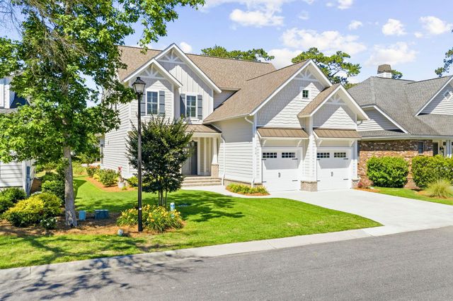818 Morrall Dr., North Myrtle Beach, SC 29582