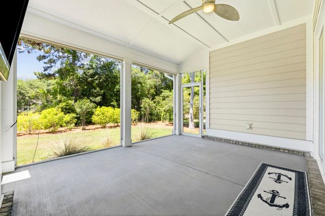 818 Morrall Dr., North Myrtle Beach, SC 29582
