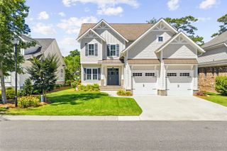 818 Morrall Dr., North Myrtle Beach, SC 29582