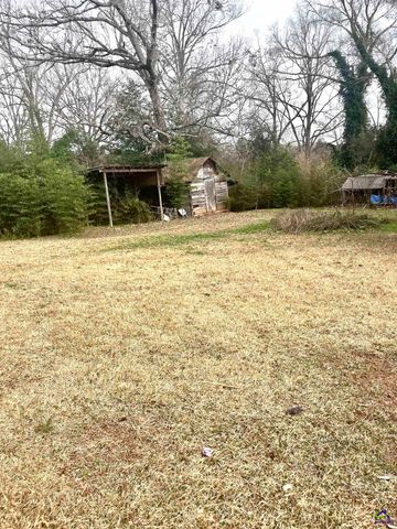 290 W Valley Drive, Fort Valley, GA 31030