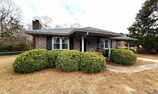 290 W Valley Drive, Fort Valley, GA 31030
