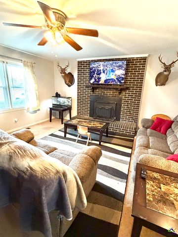 290 W Valley Drive, Fort Valley, GA 31030