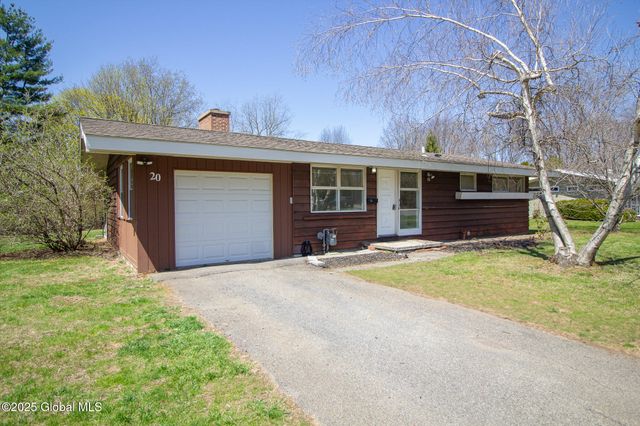 20 Knadler Drive, Colonie, NY 12110