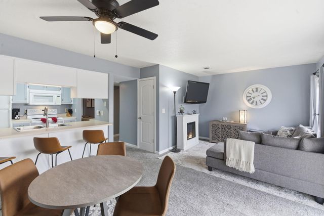 187 Clubhouse Drive 19, Branson, MO 65616