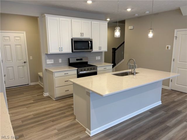 1669 Merlot Lane, Westlake, OH 44145