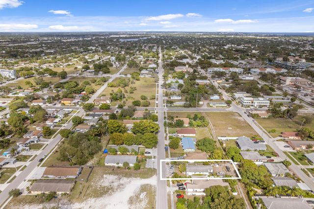 129 SW 6th Avenue, Delray Beach, FL 33444