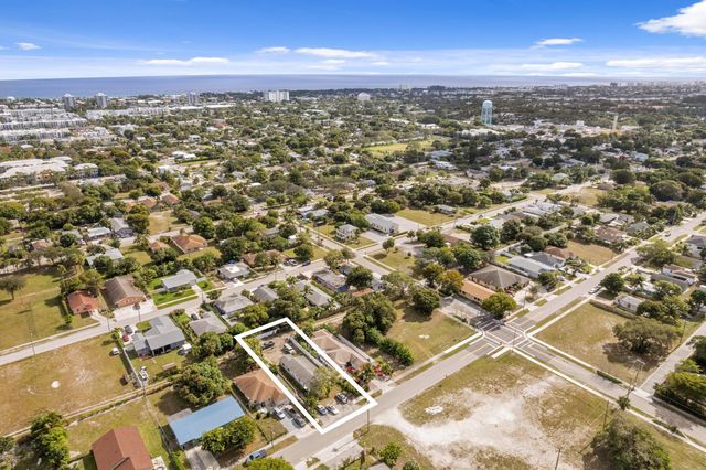 129 SW 6th Avenue, Delray Beach, FL 33444