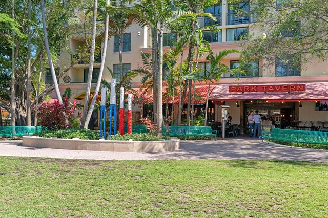 129 SW 6th Avenue, Delray Beach, FL 33444