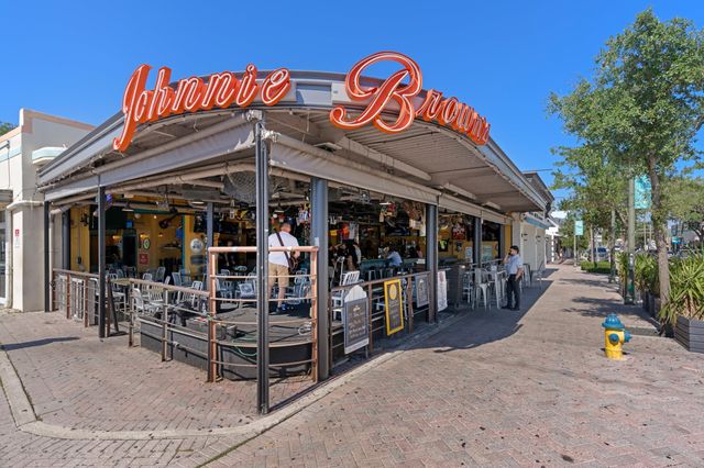 129 SW 6th Avenue, Delray Beach, FL 33444