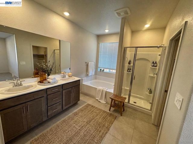 5408 Kestrel Ct, Antioch, CA 94531