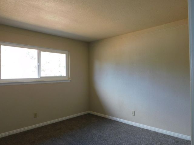 9322-9318 Mosquito Rd, Placerville, CA 95667