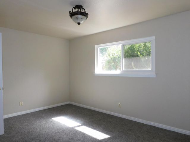 9322-9318 Mosquito Rd, Placerville, CA 95667